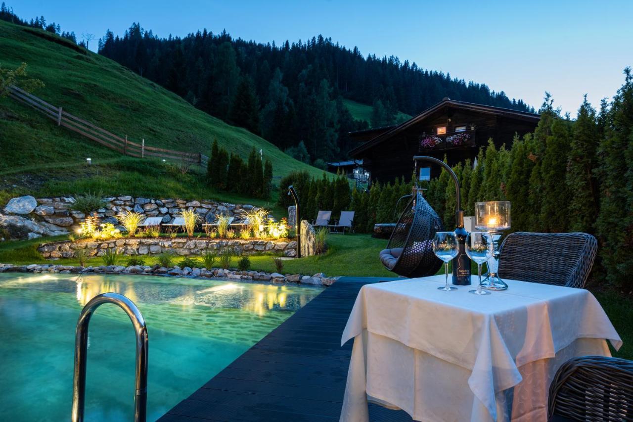 Natur-&Auszeithotel Hüttenwirt Hüttschlag Exterior foto